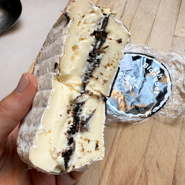 Queso Blanquet Trufado